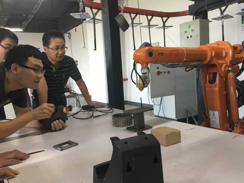 工业机器人培训现场