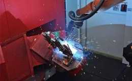 四类典型的机器人智能焊接解决方案(二):汽车制造创新型机器人焊接系统